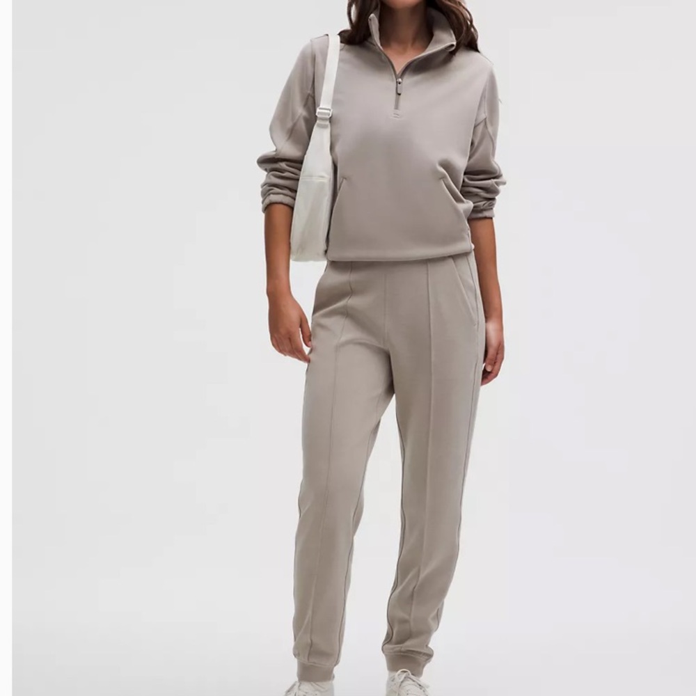 Lululemon Softstreme Classic Jogger